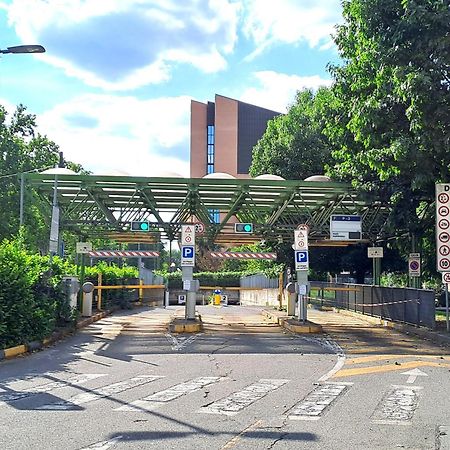 Appartam Liberty In Porta Susa Parcheggio Турин Экстерьер фото